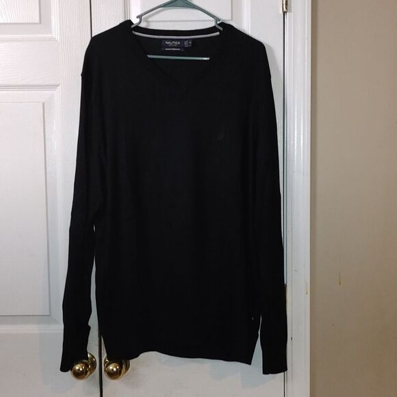 NAUTICA Luxury Performance Black V-Neck  lightweight Sweater  Men's Size XL NWOT - Picture 1 of 5